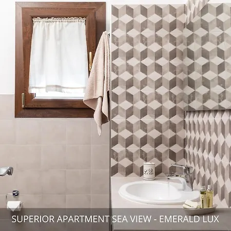 Apartment Homey Experience - Emerald Valley Sea View